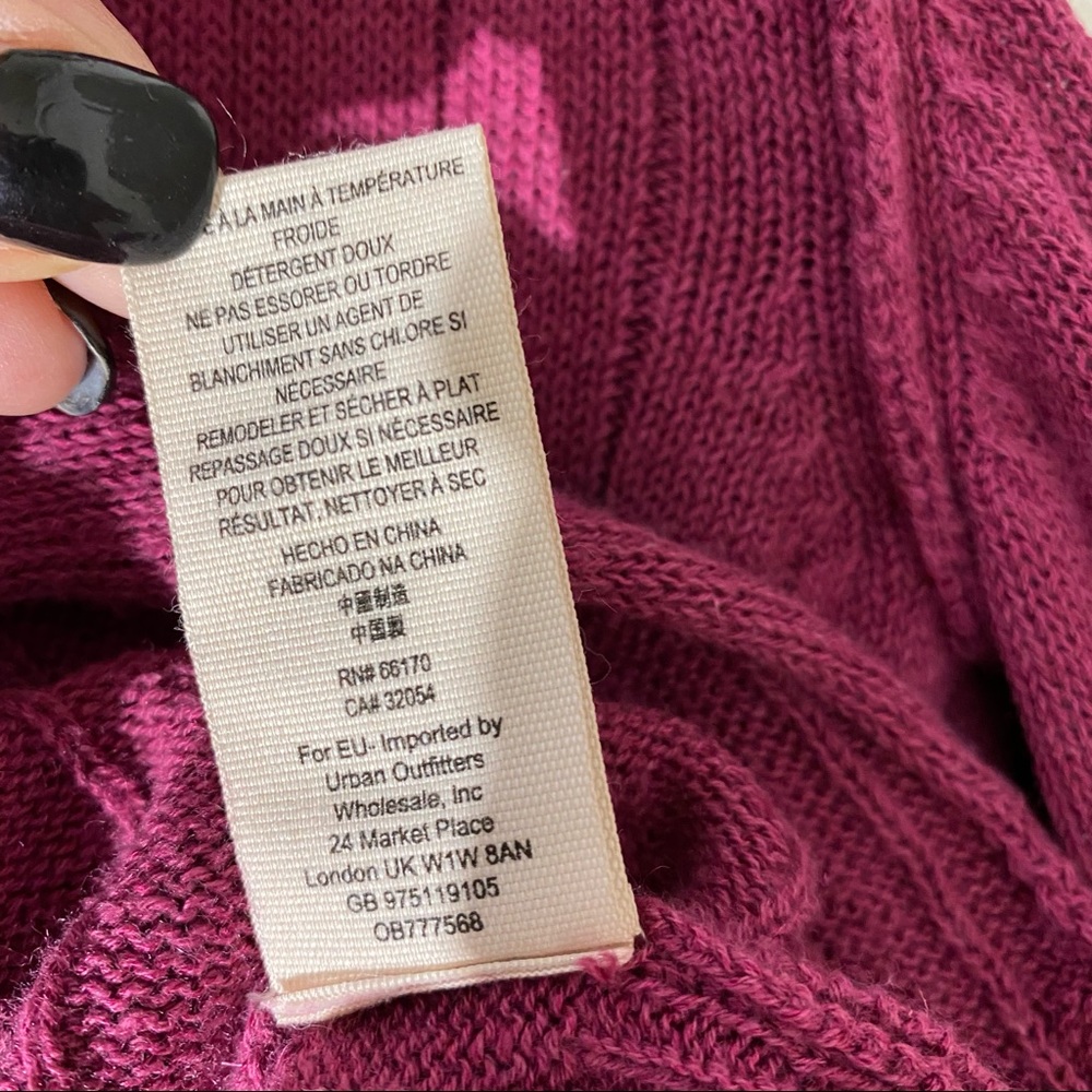 FREE PEOPLE Got Me Twisted V-neck Sweater Wine - Picture 6 of 6